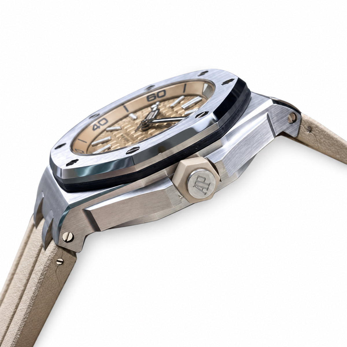 Audemars Piguet Royal Oak Offshore Diver 42mm – Steel Champagne Dial